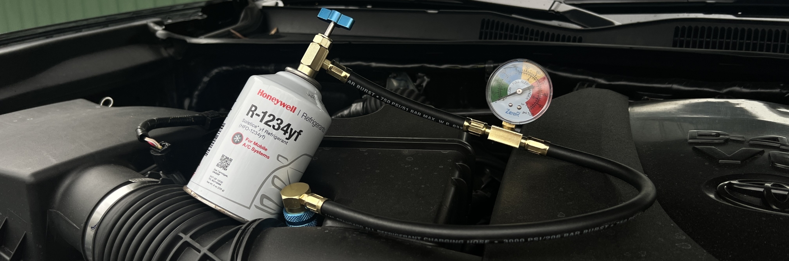 Differences Between R134a and R1234YF Refrigerants: A Green Shift in Automotive Cooling